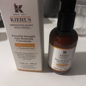 Kiehl's Vitamin C Line-Reducing Concentrate
